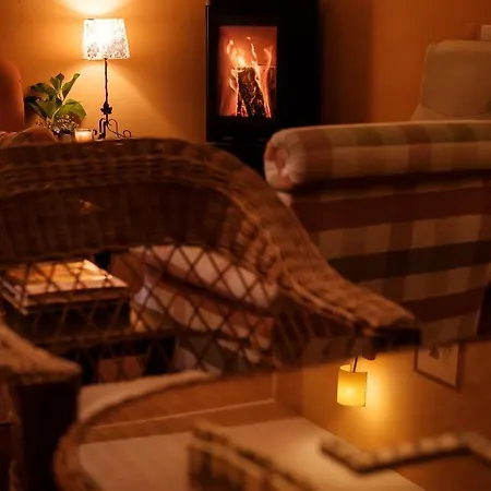 House&wine Semesterbostad *